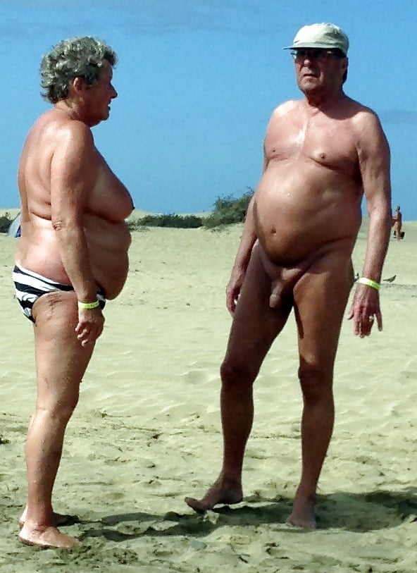 699 old couples posing #100230404