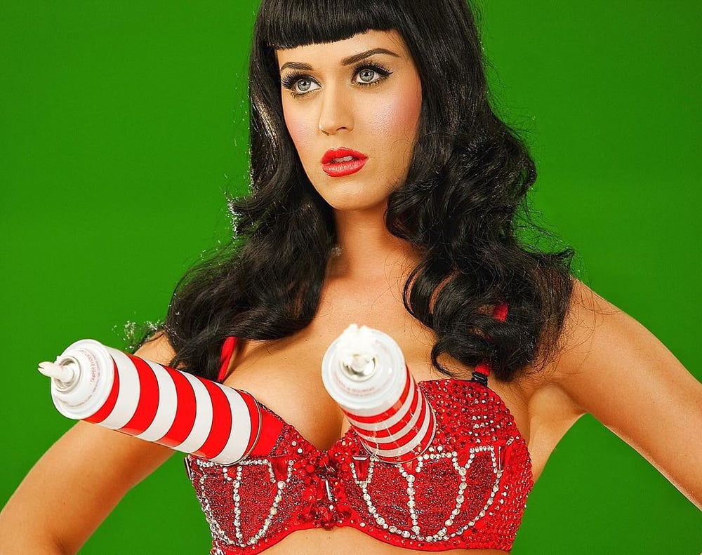 Katy Perry
 #106179601