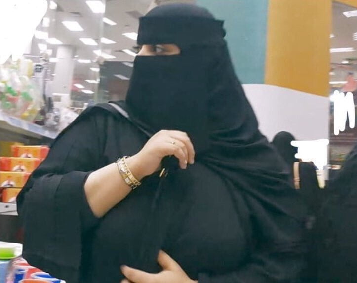 Bienvenido a Irán
 #101956574