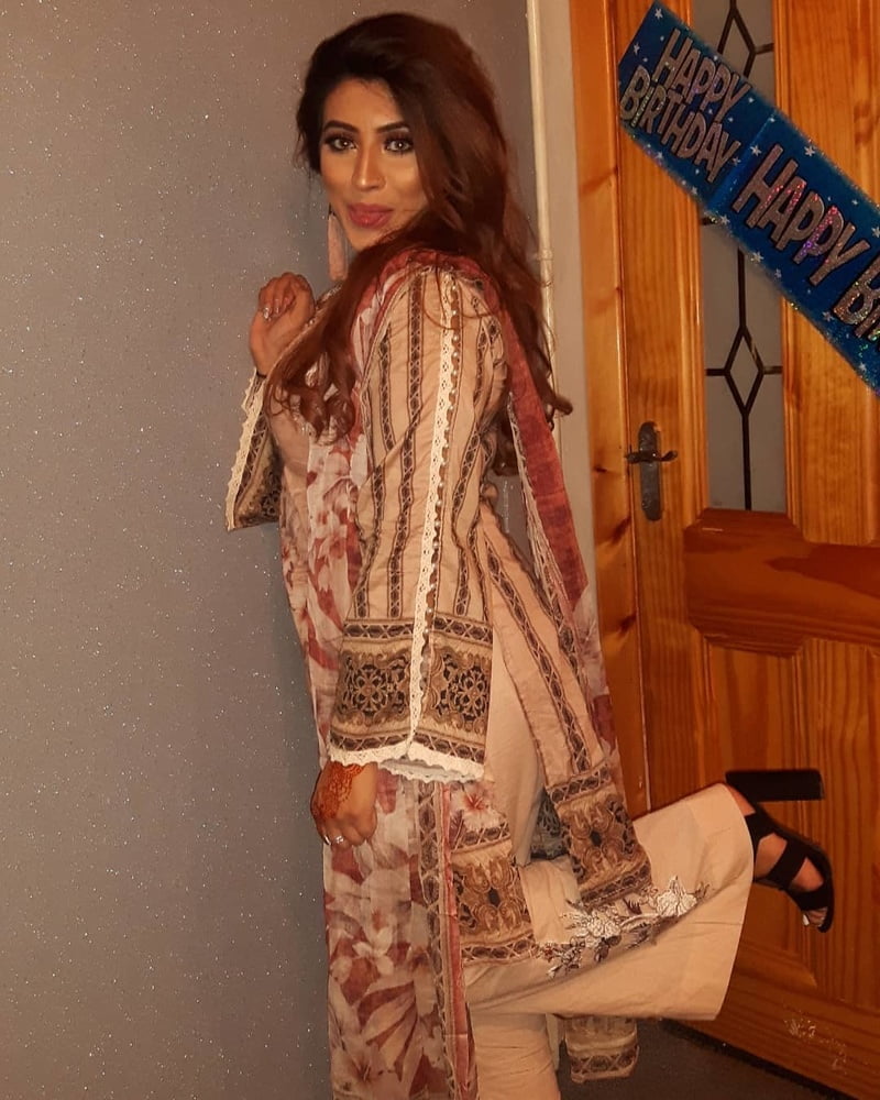 Hottest pakistani ragazze wank materiale paki
 #104269524