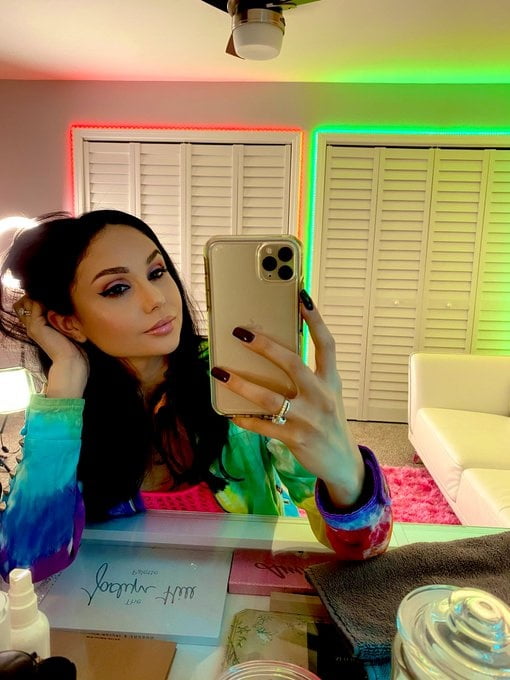 Supreme pornstar faves
 #103038432