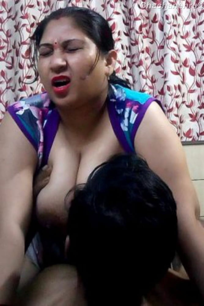 Urvashi (Savi) bhabhi show nude #6 #92772278