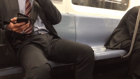 私たちの公共のトランスを開くための時間は、完全にゲイの男性はバストに持っている
 #89445335
