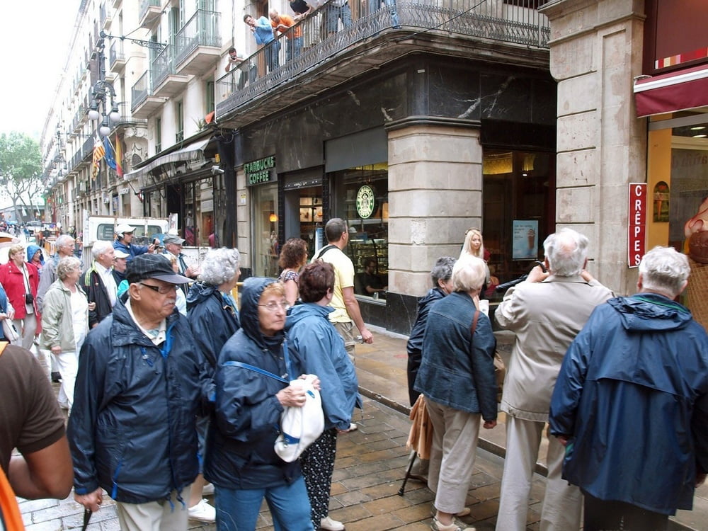 Lunga strada per judit t a piedi nudi
 #97511021