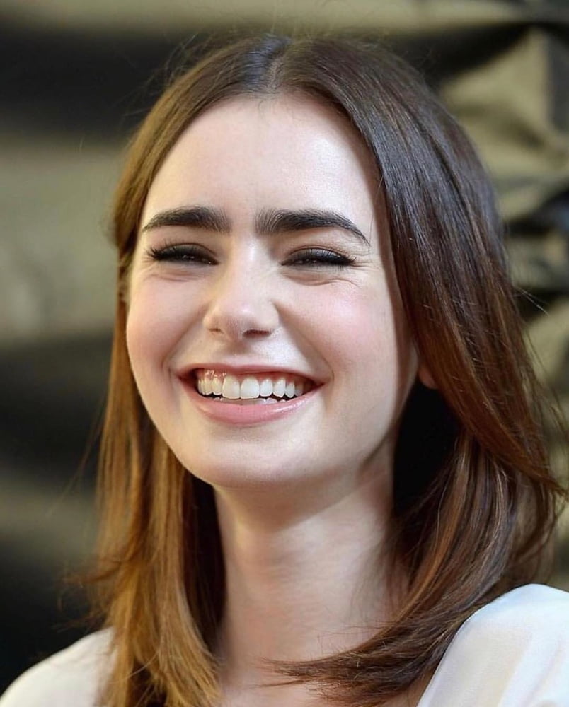 Lily collins cum museo
 #90644355