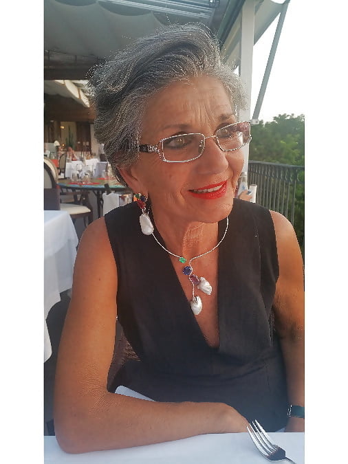 Pick a pretty granny face 2 unload on #80734996