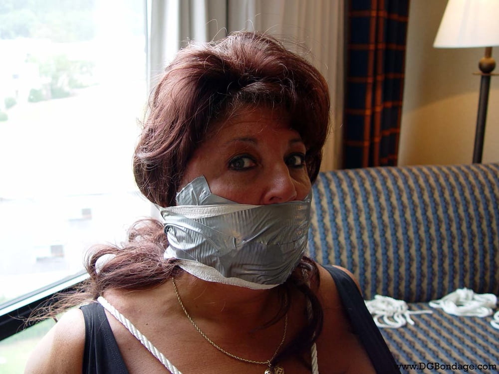 Elane hershey cautiva
 #98405649