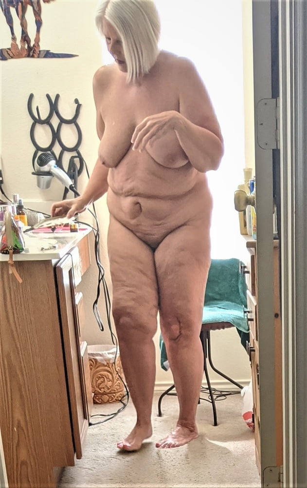 Miss piggy y algunos amigos
 #93699118