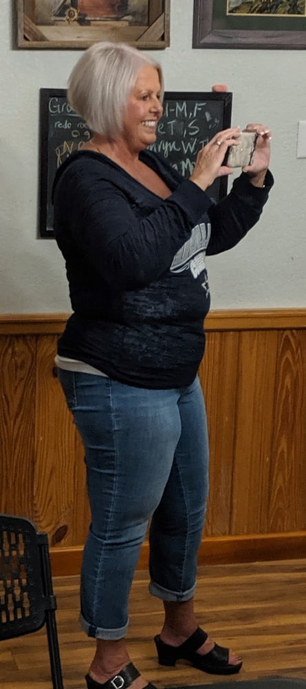 Miss piggy y algunos amigos
 #93699128