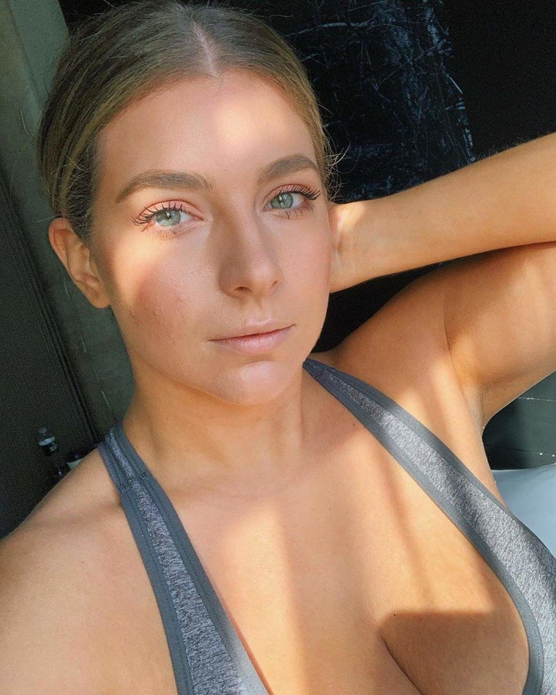 Pechugona attentionwhore alex gervasi....she is supersexy
 #102736136