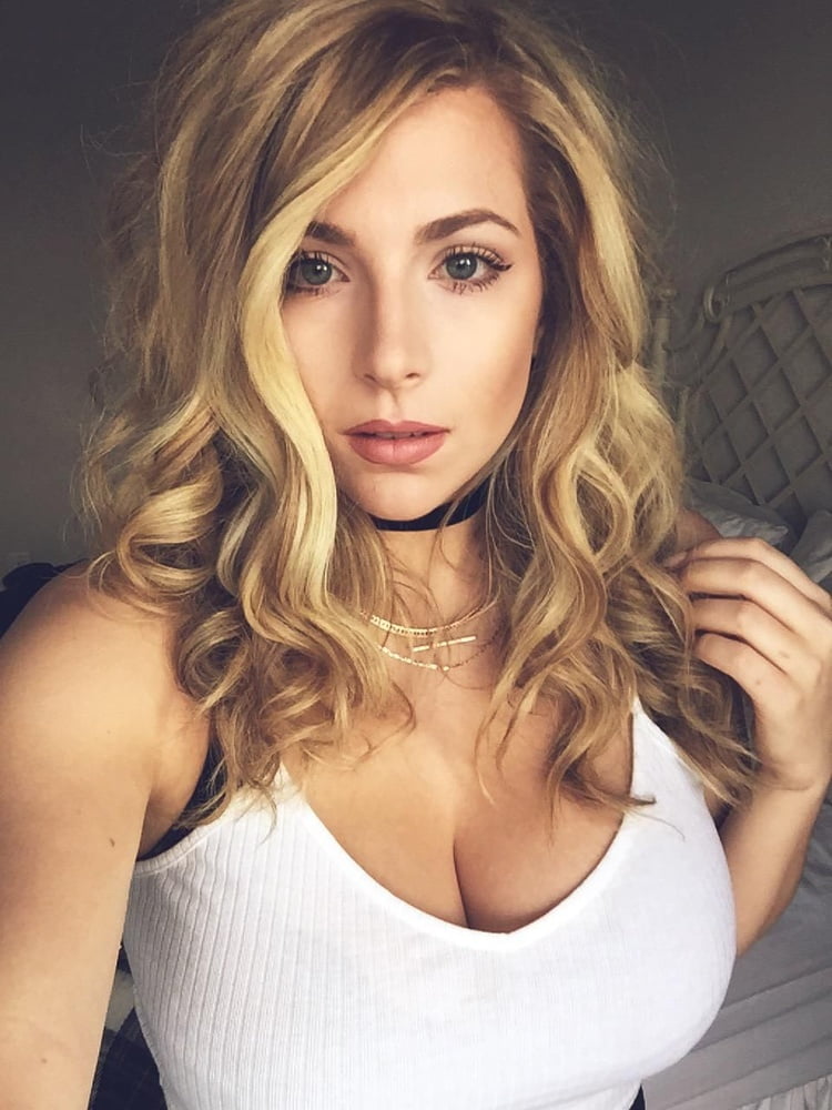 Pechugona attentionwhore alex gervasi....she is supersexy
 #102736275