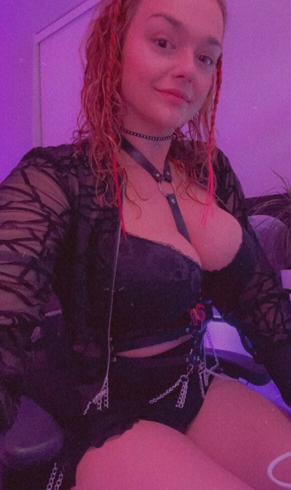 Nikki Eliot desnuda #107798053