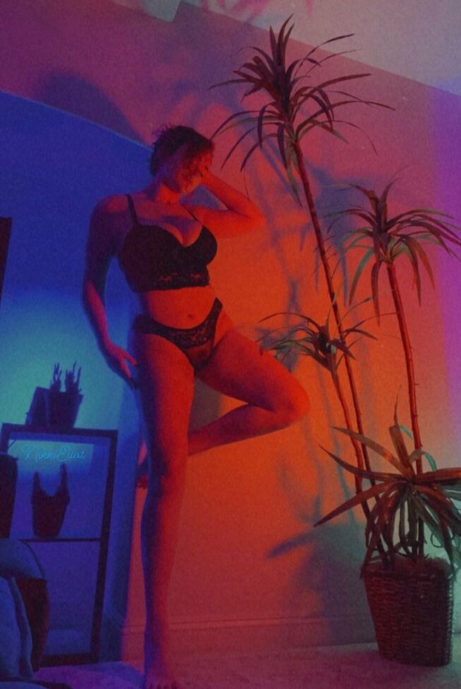 Nikki Eliot desnuda #107798064