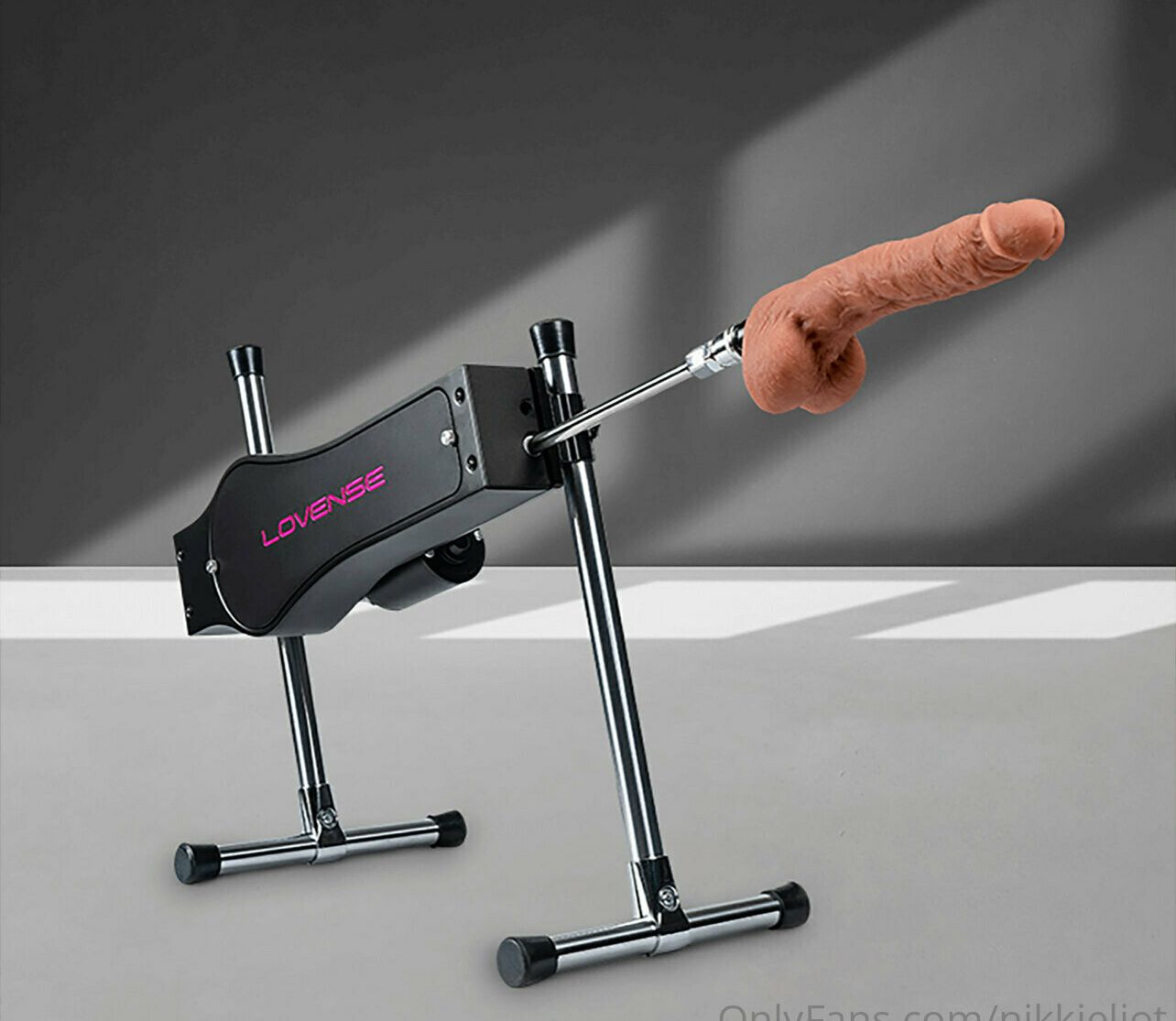 Nikki Eliot desnuda #107798147