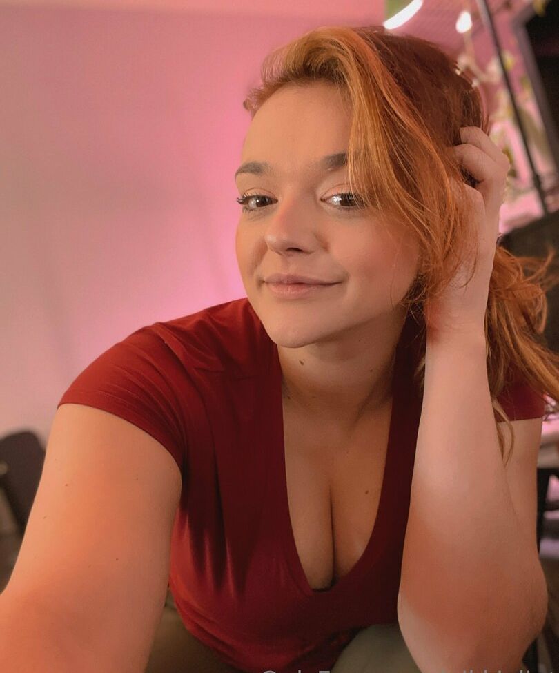 Nikki Eliot desnuda #107798152