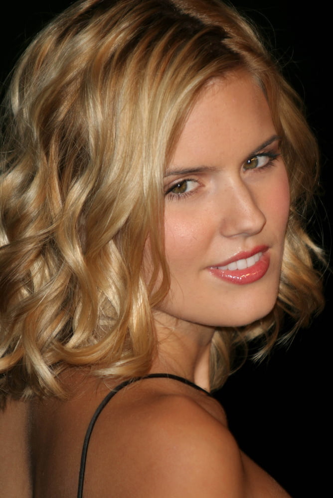 Maggie grace - 2005
 #97897982