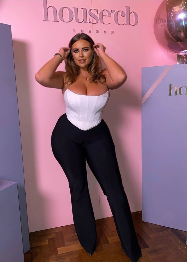 Tits ..... You Can&#039;t Hide Thickness 1.0 #91869263