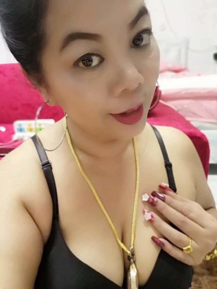 Prostituta tailandesa
 #105917424