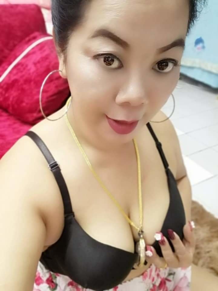 Prostituta tailandesa
 #105917439