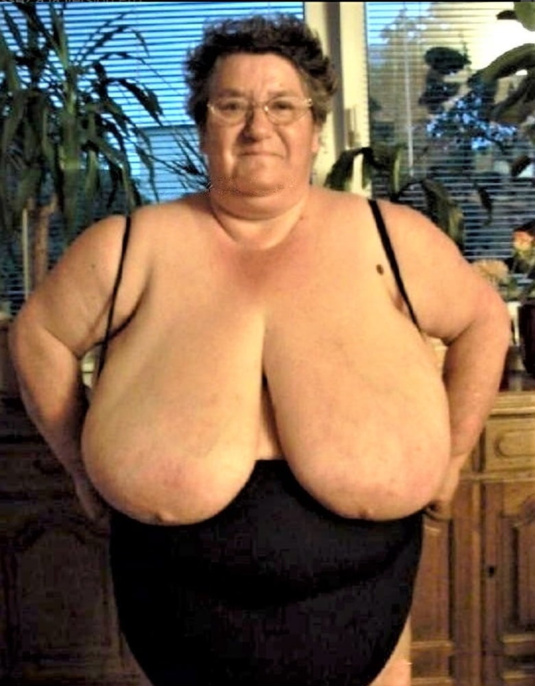 熟女・おばさん 0334
 #94774190