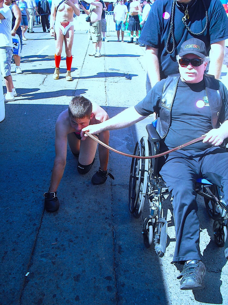 De rodillas, 1.
 #105742364