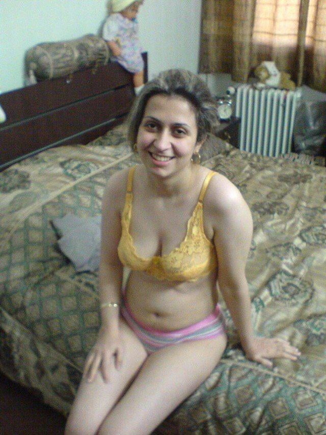 Iran Milf 18 #87509902