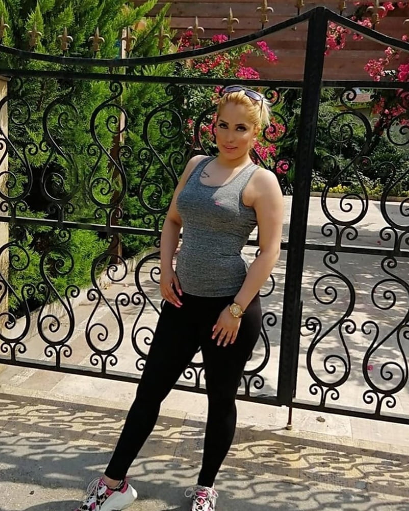 Irán milf 18
 #87509987