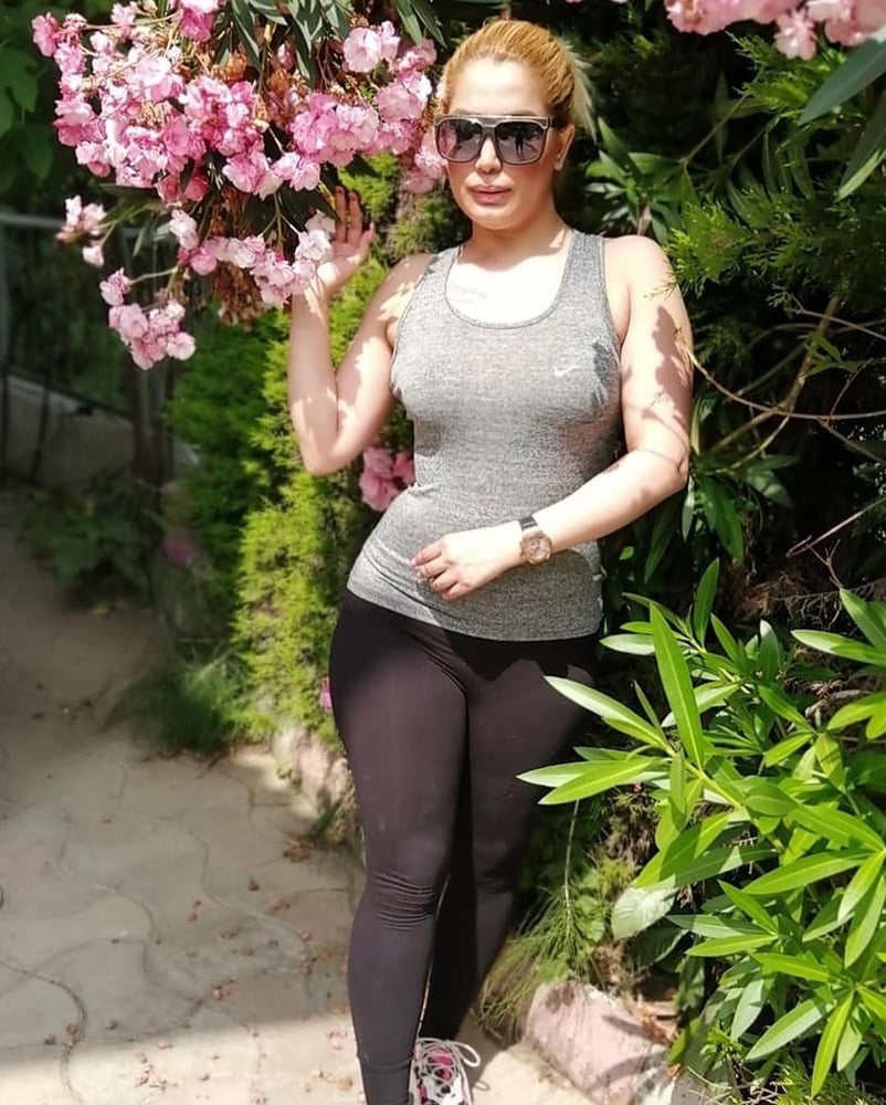 Iran Milf 18 #87509995