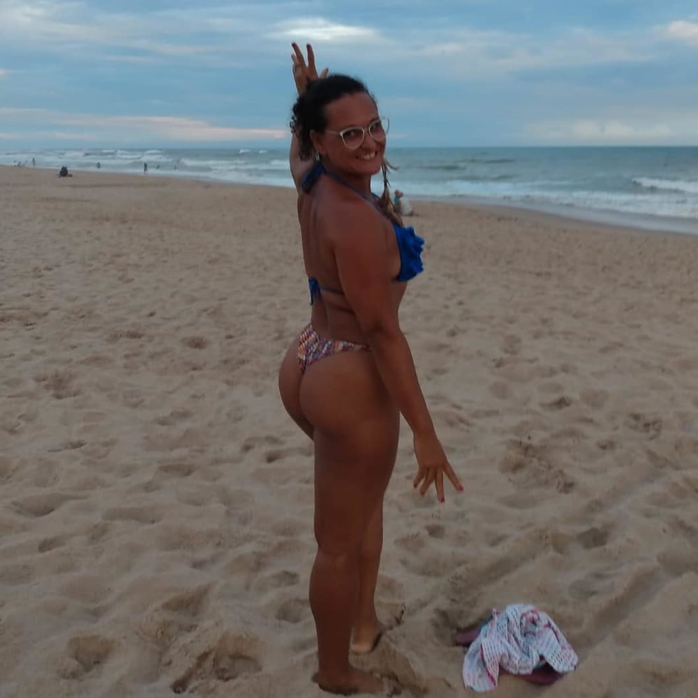 Gekleidet sexy heiße milf
 #90652448