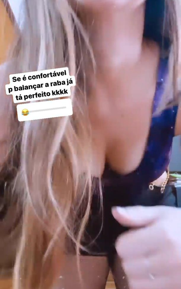 Carolzinha SG nude #109172126