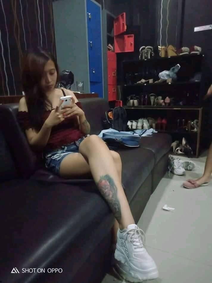 セクシー
 #104894401