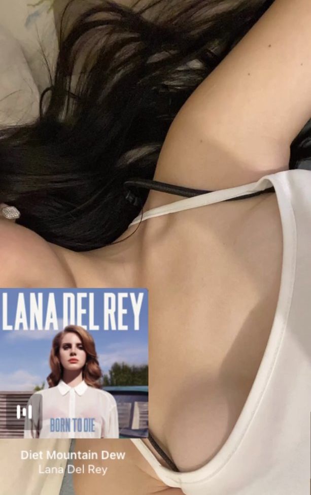 Sarah Cooper nude #109079306