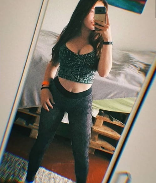 Klinkica koju jebem stalno, kad god "ig: miss.nataliaaa"
 #92513474