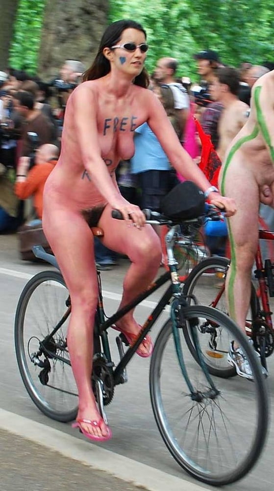 Red body paint london 2009 wnbr (word naked bike ride)
 #101314073