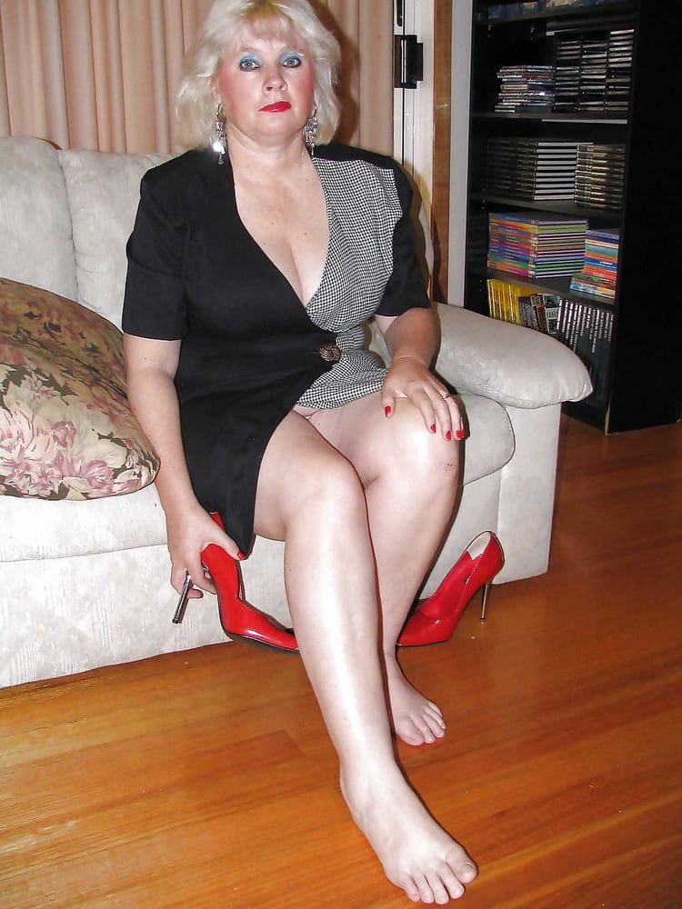 From MILF to GILF with Matures in between 296 #91729973