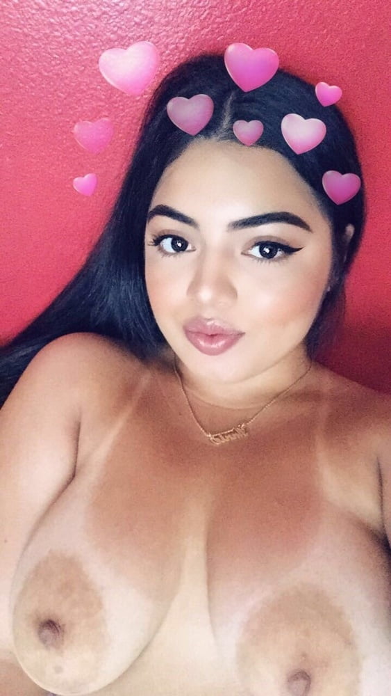 Latina tetona #96723886