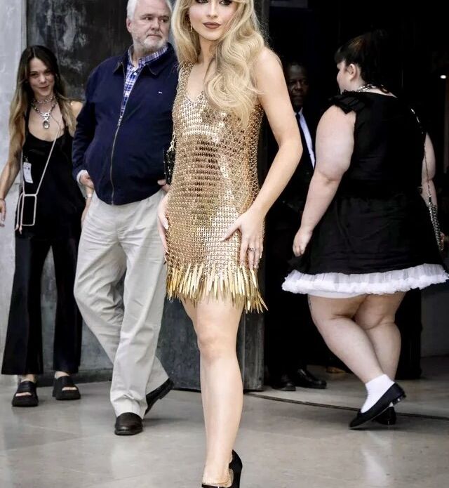 Sabrina Carpenter nackt #108035641