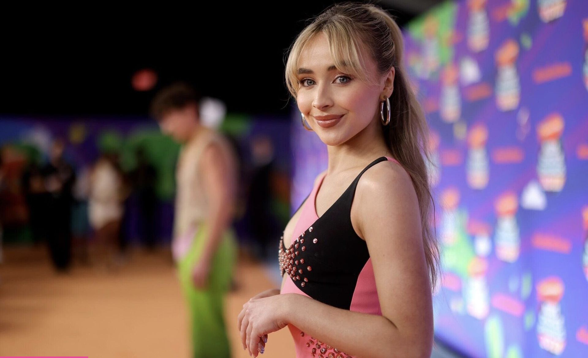Sabrina Carpenter nackt #108035836
