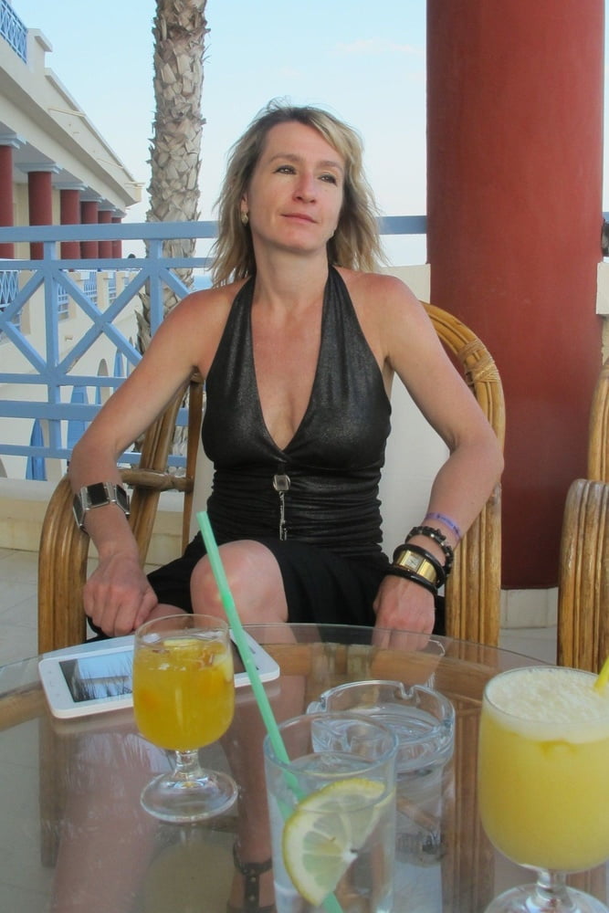 Esposas expuestas 28
 #89199341