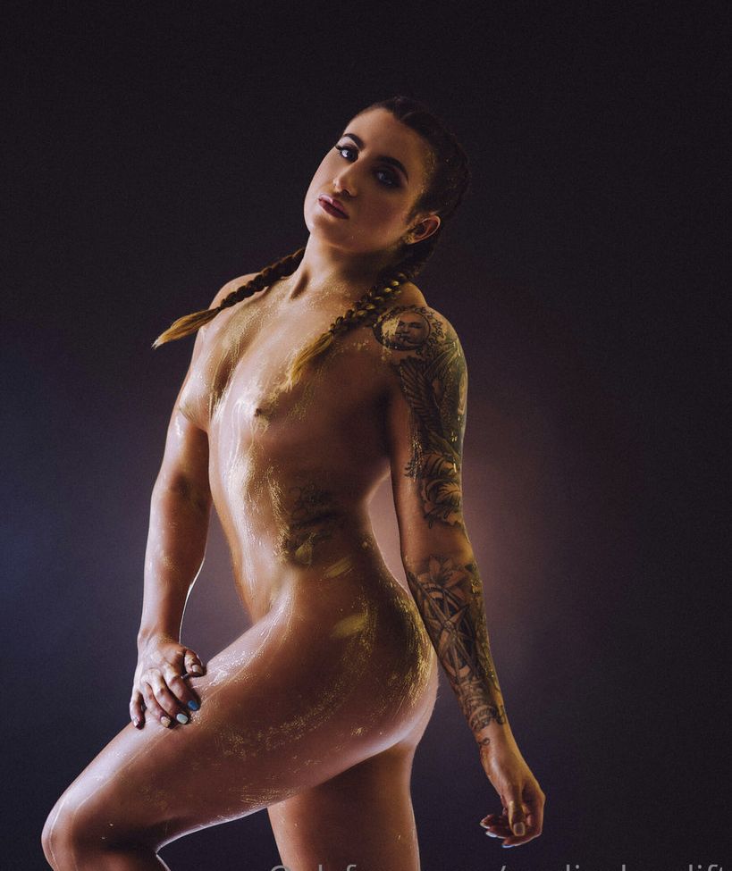 Zoe Rodriguez desnuda #108403978