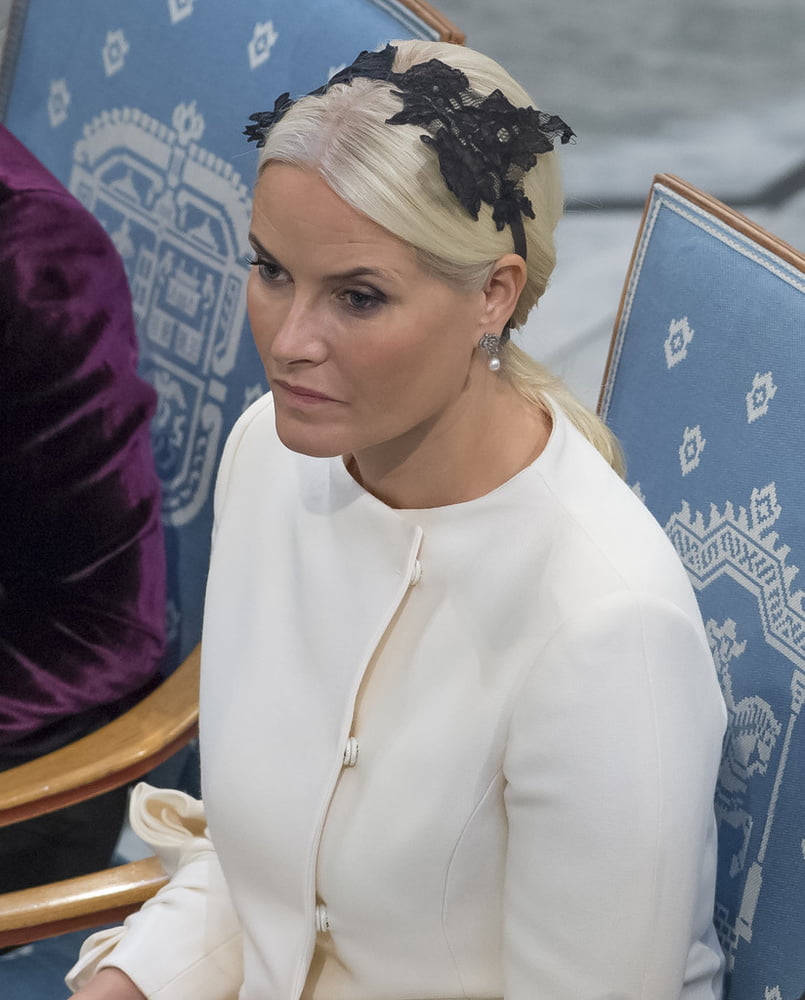 Mette-marit, princesse héritière de Norvège
 #98105234