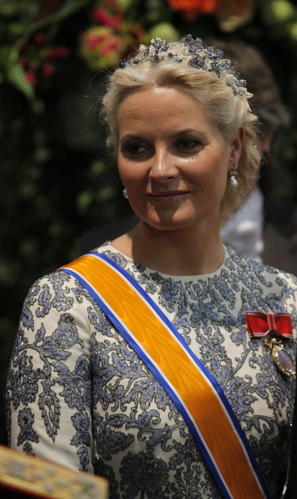 Mette-marit, princesse héritière de Norvège
 #98105363