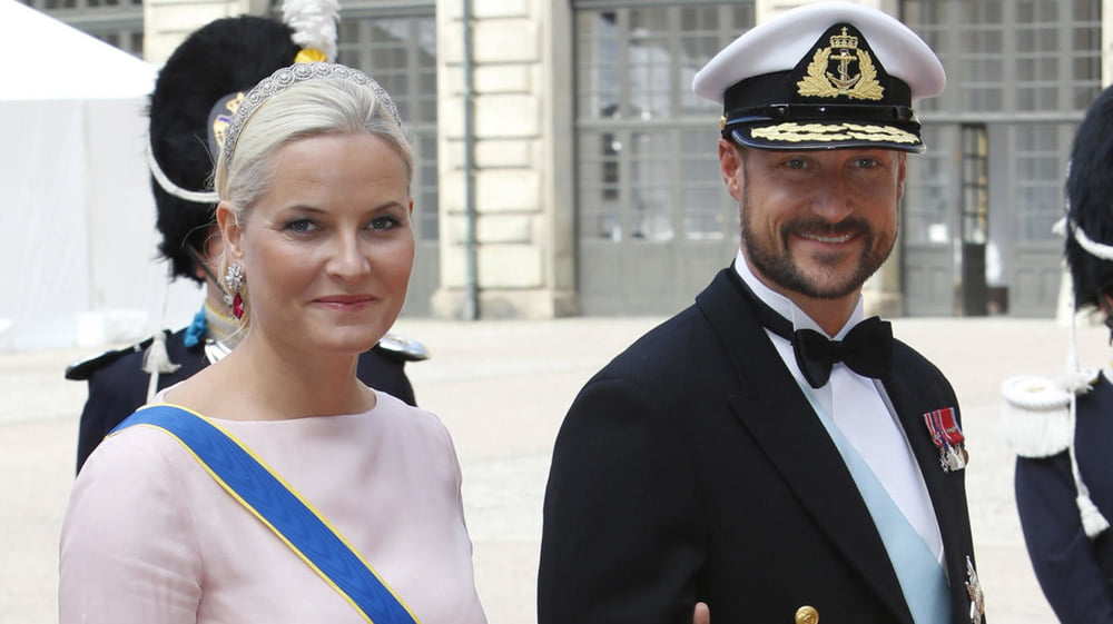 Mette-marit, princesse héritière de Norvège
 #98105385