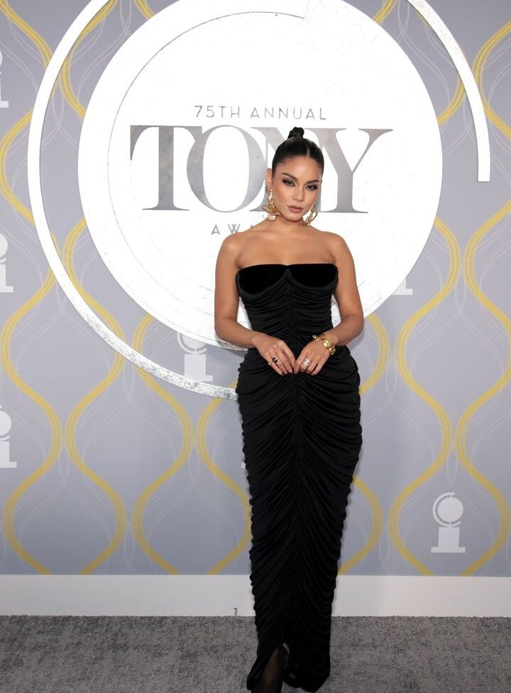 Vanessa Hudgens desnuda #107765183