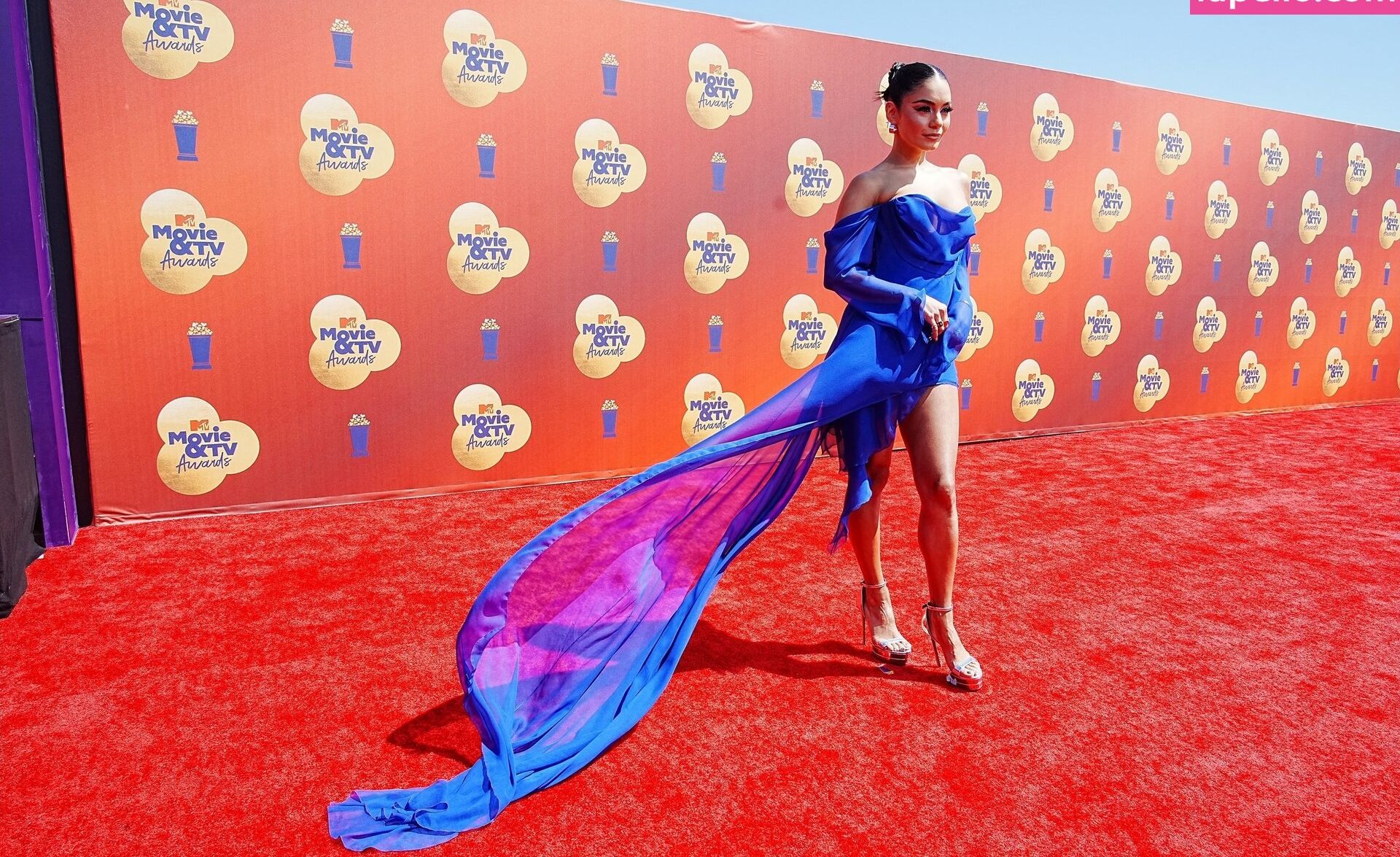 Vanessa Hudgens desnuda #107765204