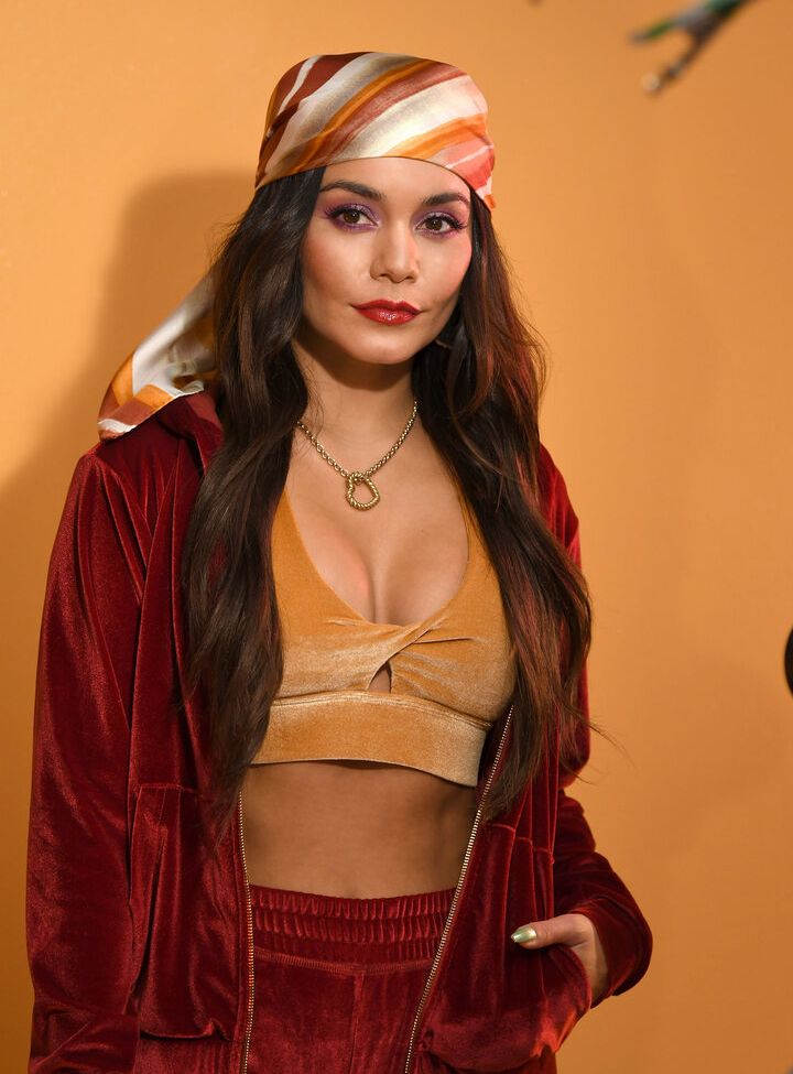 Vanessa Hudgens nude #107765518