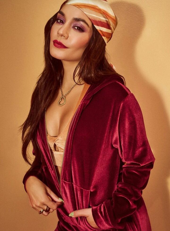 Vanessa Hudgens nude #107765598