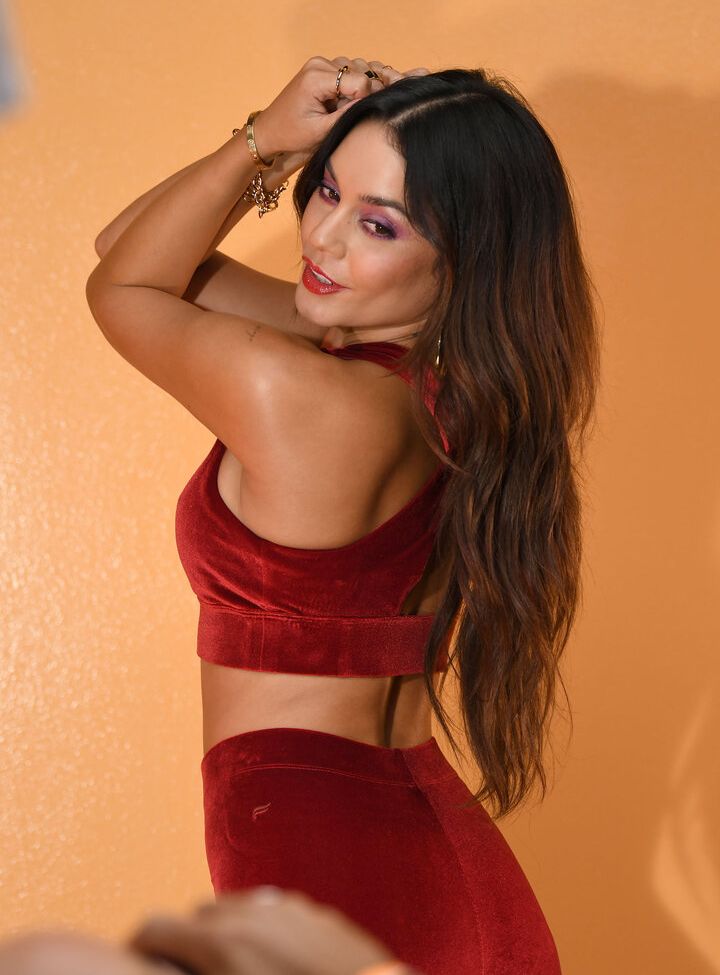 Vanessa Hudgens nude #107765621
