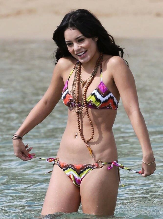 Vanessa Hudgens nude #107765671