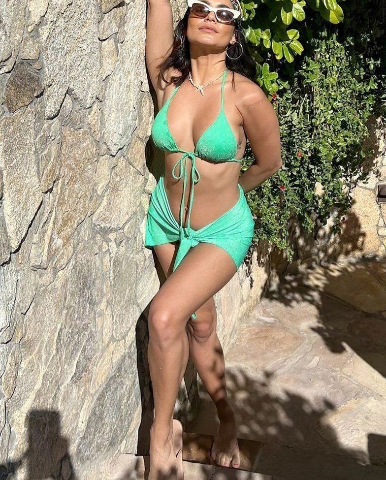 Vanessa Hudgens nude #107766027